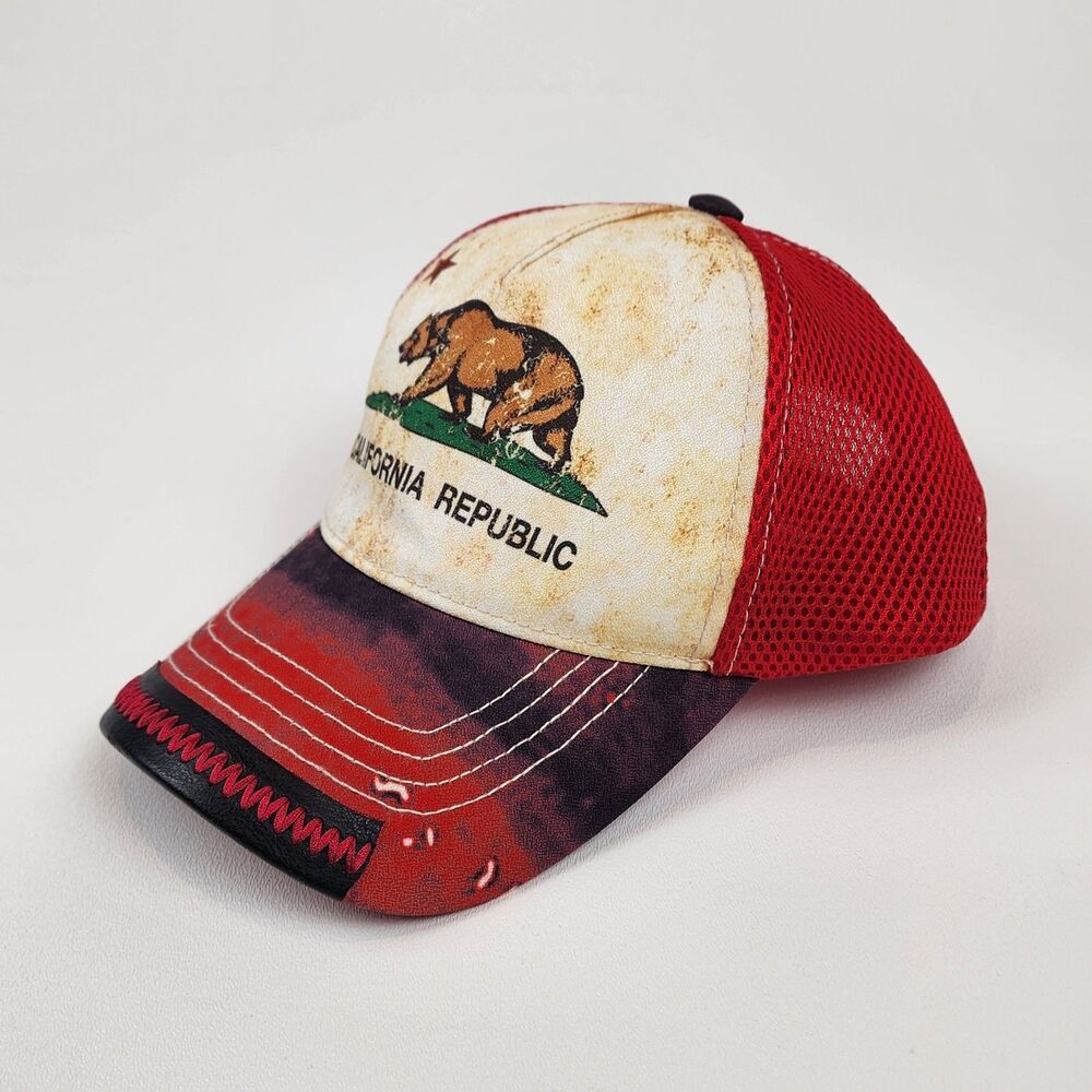 Robin Ruth California Republic Bear Trucker Hat Red Snapback Cap NWT